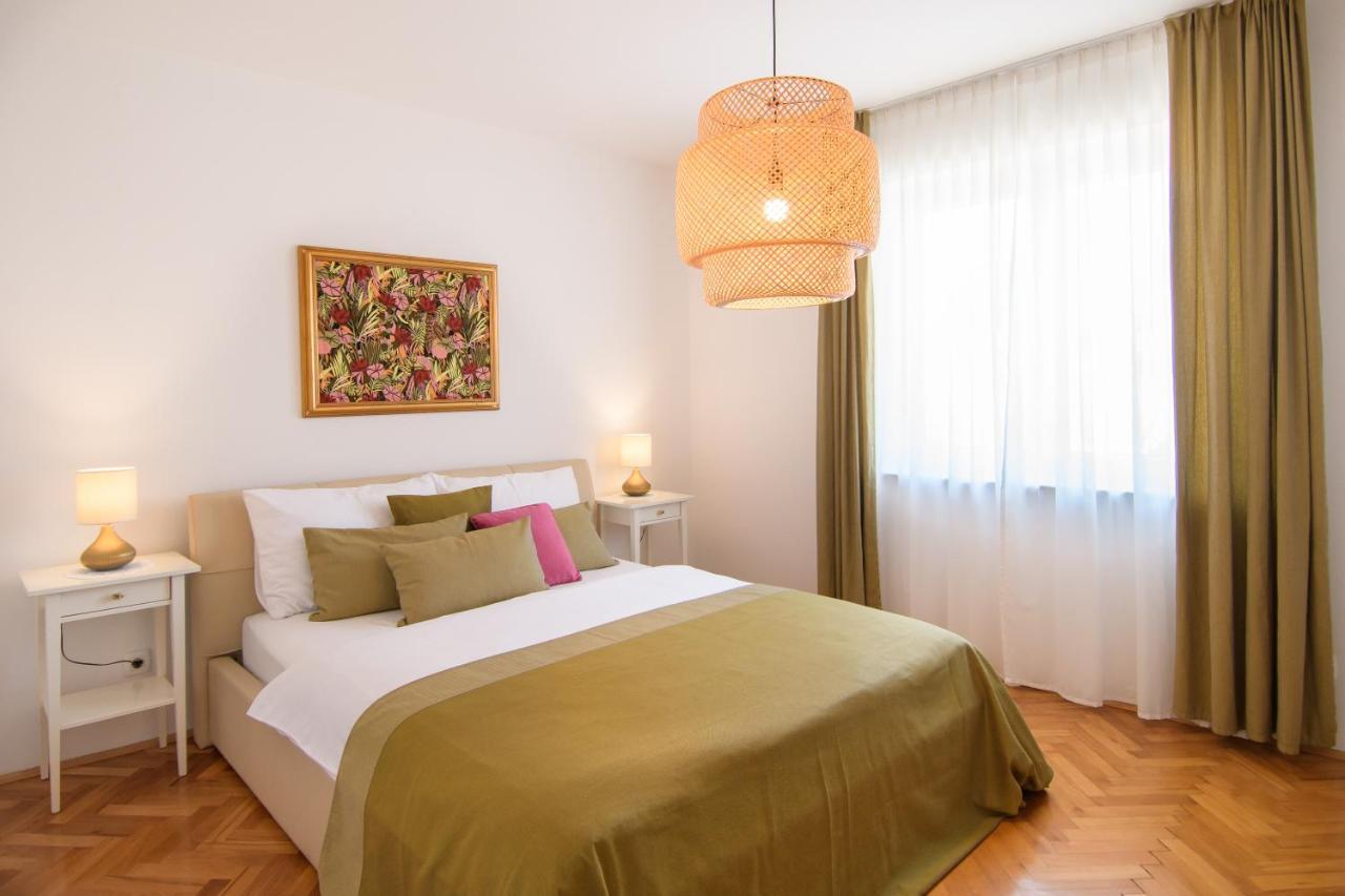 Julie City Centre Porec Apartment Extérieur photo