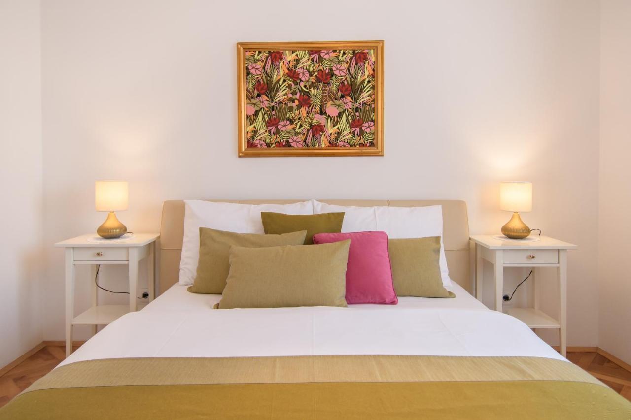 Julie City Centre Porec Apartment Extérieur photo